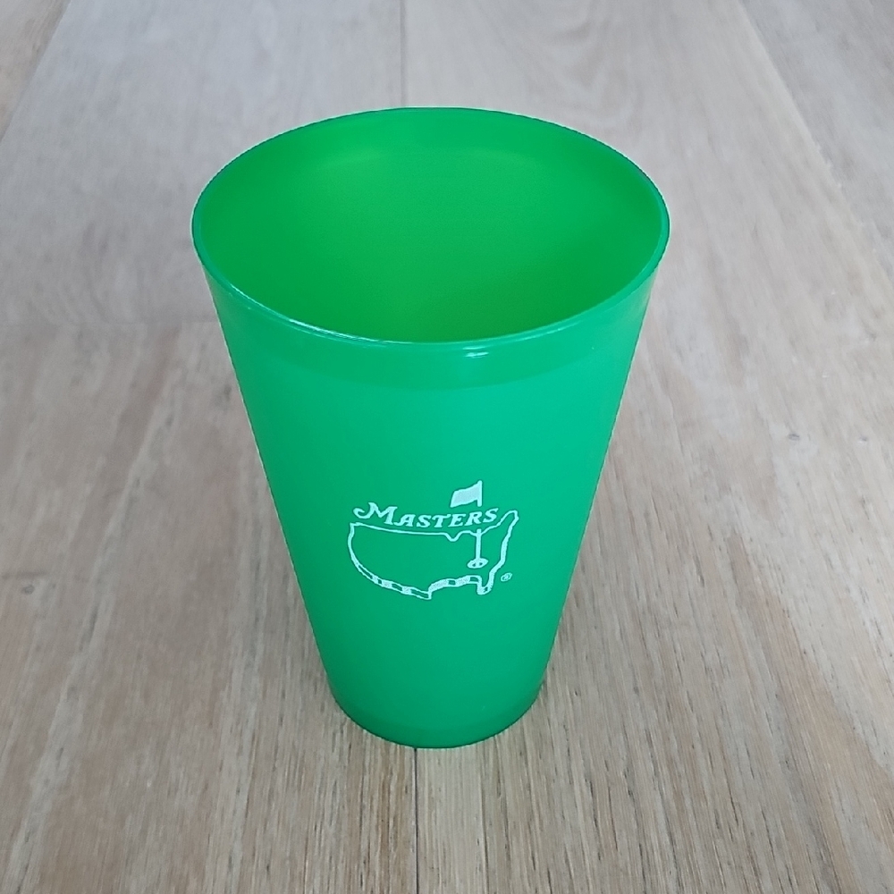 NWOT Masters Golf Green Cup